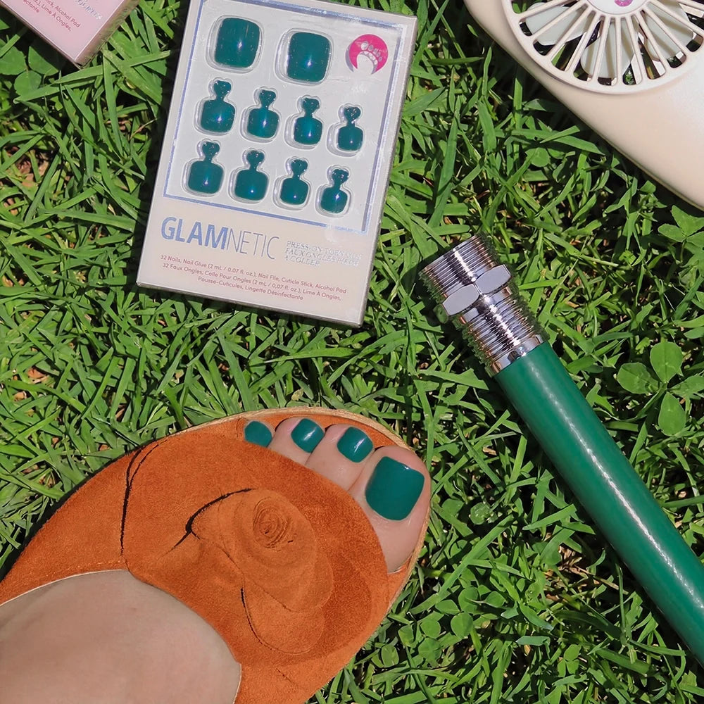 Emerald Green Toenail